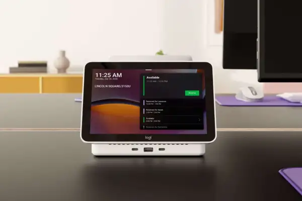 تقدم شركة لوجيتك Logitech حل الحجز المكتبي لأماكن العمل المختلطة
